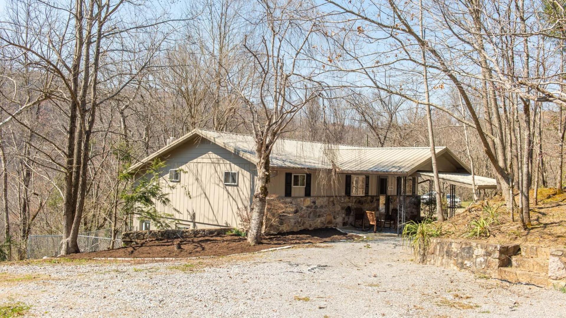 Little Smoky Retreat , 3 Bedroom , Close To Downtown Gatlinburg And Pigeon Forge Екстериор снимка